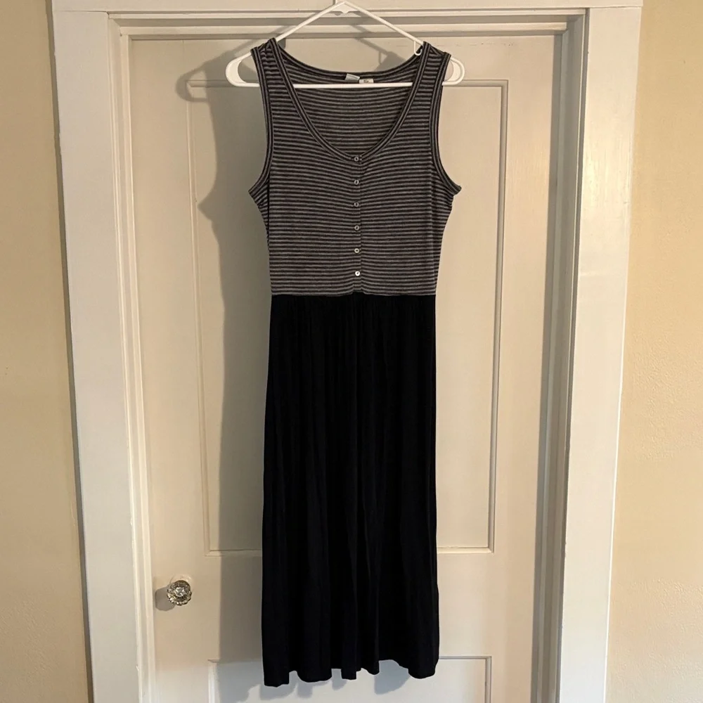 Artisan Ny Black and Gray Striped Midi Dress - Picture 1 of 4